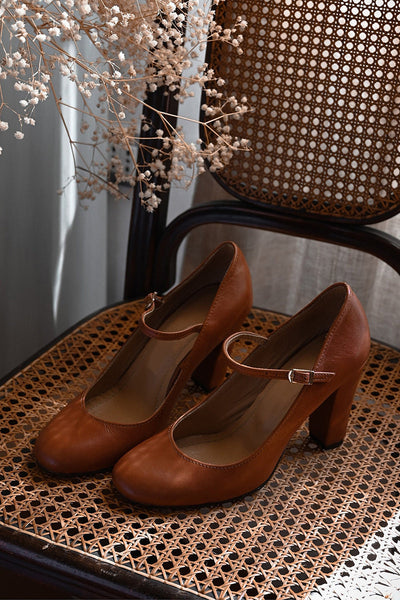 Bravina | Everyday Sandals with Low Heel